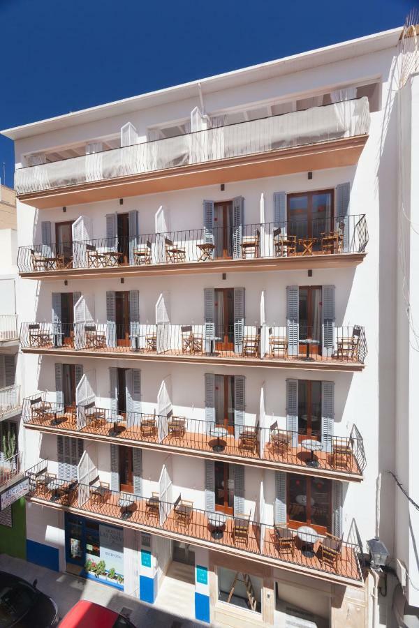 Hostal Las Nieves Ibiza Town Exterior photo